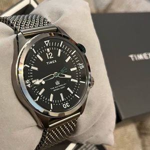 Times Waterbury Dive 41mm Stainless Steel Bracelet Watch